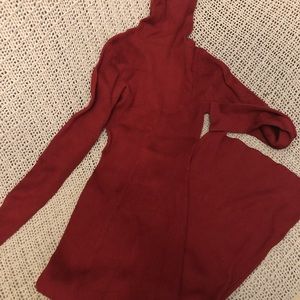 Long slim red knit dress size: 4